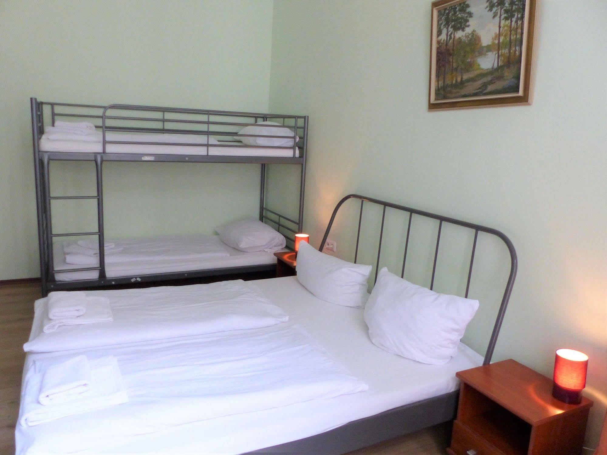 Hotel Eden Am Zoo Берлин Екстериор снимка
