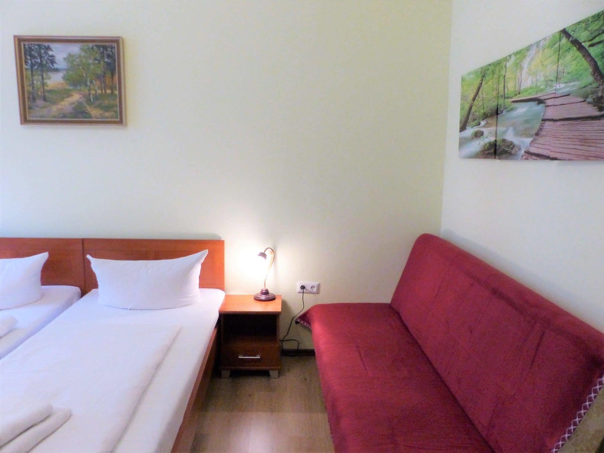 Hotel Eden Am Zoo Берлин Екстериор снимка