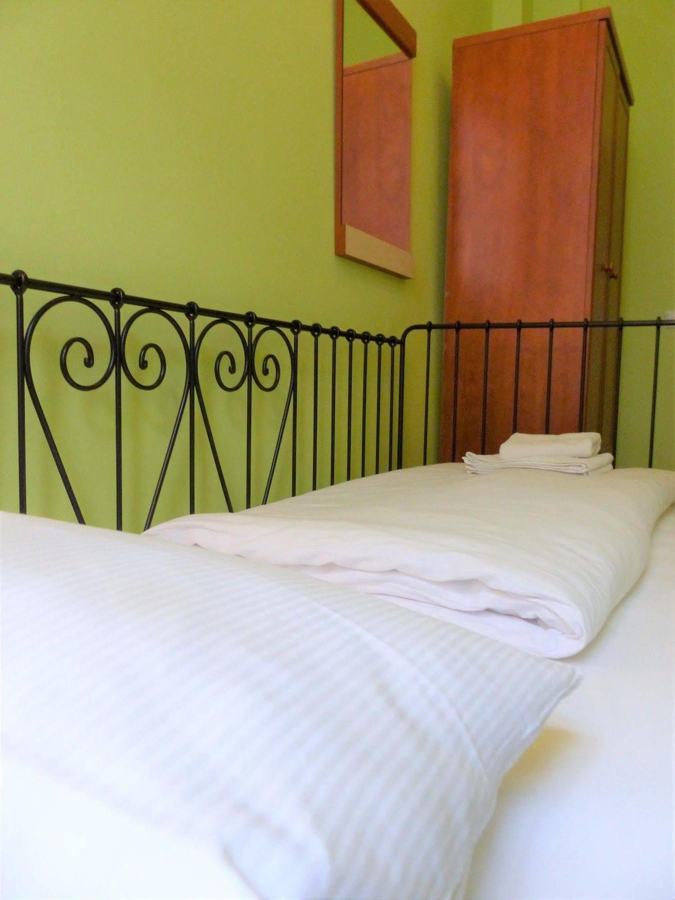 Hotel Eden Am Zoo Берлин Екстериор снимка