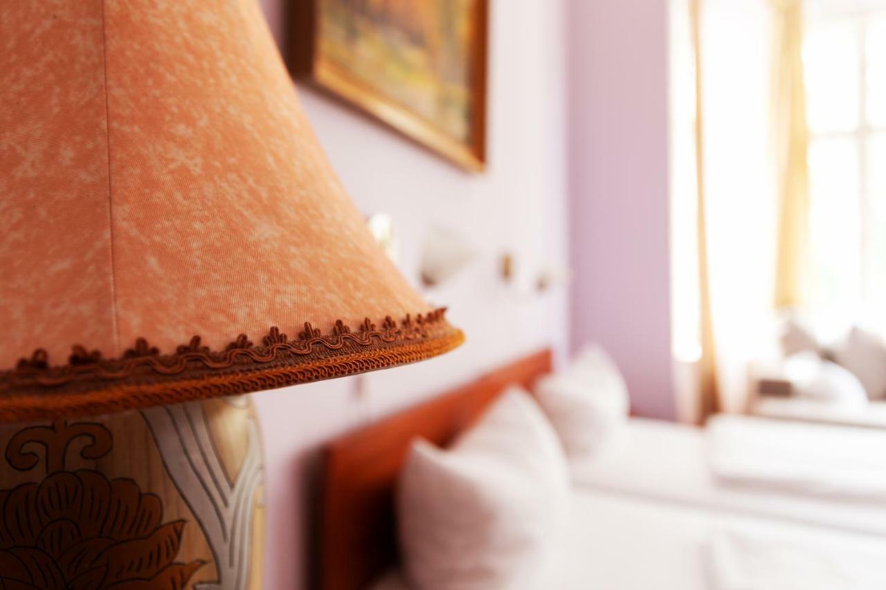 Hotel Eden Am Zoo Берлин Екстериор снимка